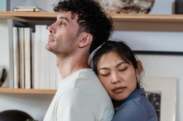 【꿈해몽】외국인에게 고백하는 꿈: 5가지 의미와 상징