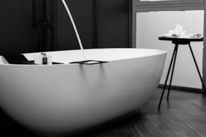 【꿈해몽】욕조에 있는 쥐의 꿈: 6가지 의미와 상징