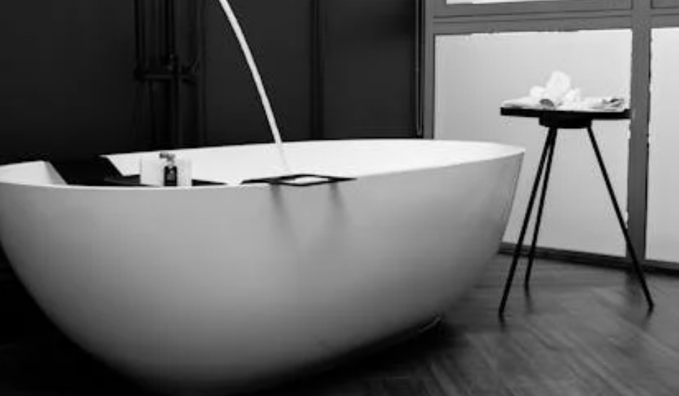 【꿈해몽】욕조에 있는 쥐의 꿈: 6가지 의미와 상징