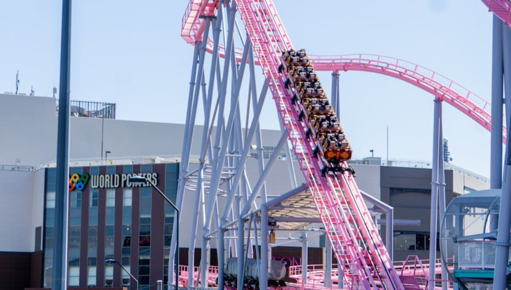 【꿈해몽】롤러코스터에 떠 있는 꿈 : 8가지 의미와 상징