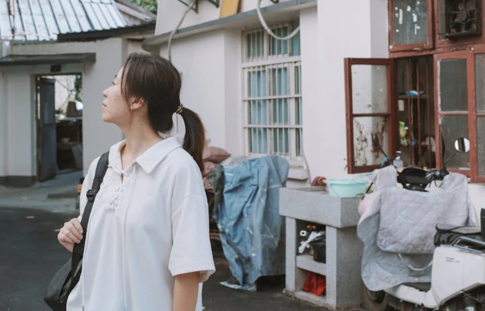 【꿈해몽】외국인을 맞이하는 꿈: 13가지 의미와 상징