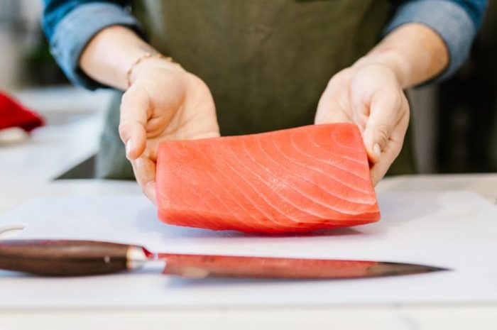 【꿈해몽】사시미를 먹는 꿈: 10가지 의미와 상징