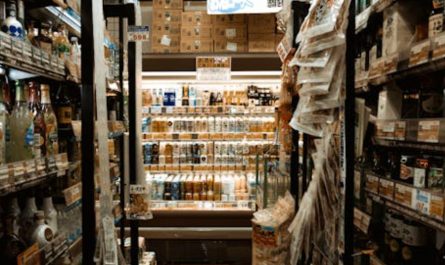 【꿈해몽】편의점에서 자는 꿈: 9가지 의미와 상징