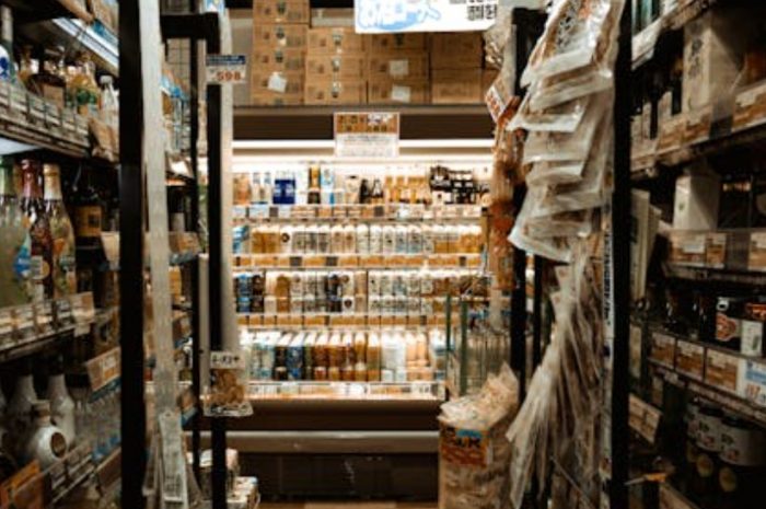 【꿈해몽】편의점에서 자는 꿈: 9가지 의미와 상징