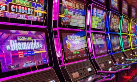 【꿈해몽】슬롯머신에서 많은 메달을 꿈꿔보세요: 9가지 의미와 상징