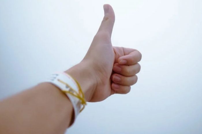 【꿈해몽】부러진 팔찌 꿈 꾸기 : 6가지 의미와 상징