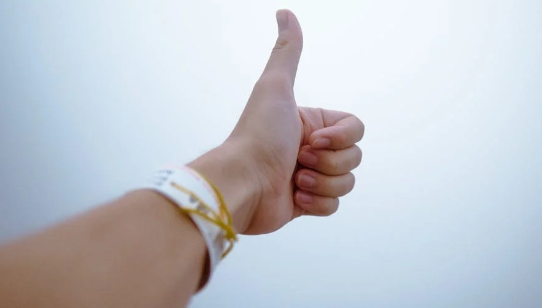 【꿈해몽】부러진 팔찌 꿈 꾸기 : 6가지 의미와 상징